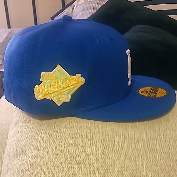 LA Dodgers 1988 WS New Era Baseball Cap, Color - blue, Size - 7 ⅛, Brand New! - Picture 2 of 5